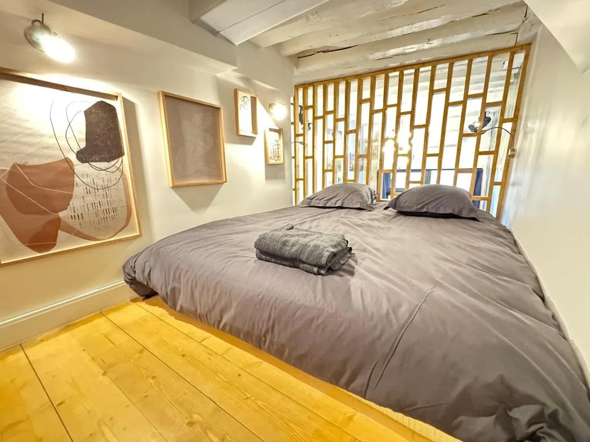 Impressionnists In Le Marais - Sauna & Ac Parijs 0*,