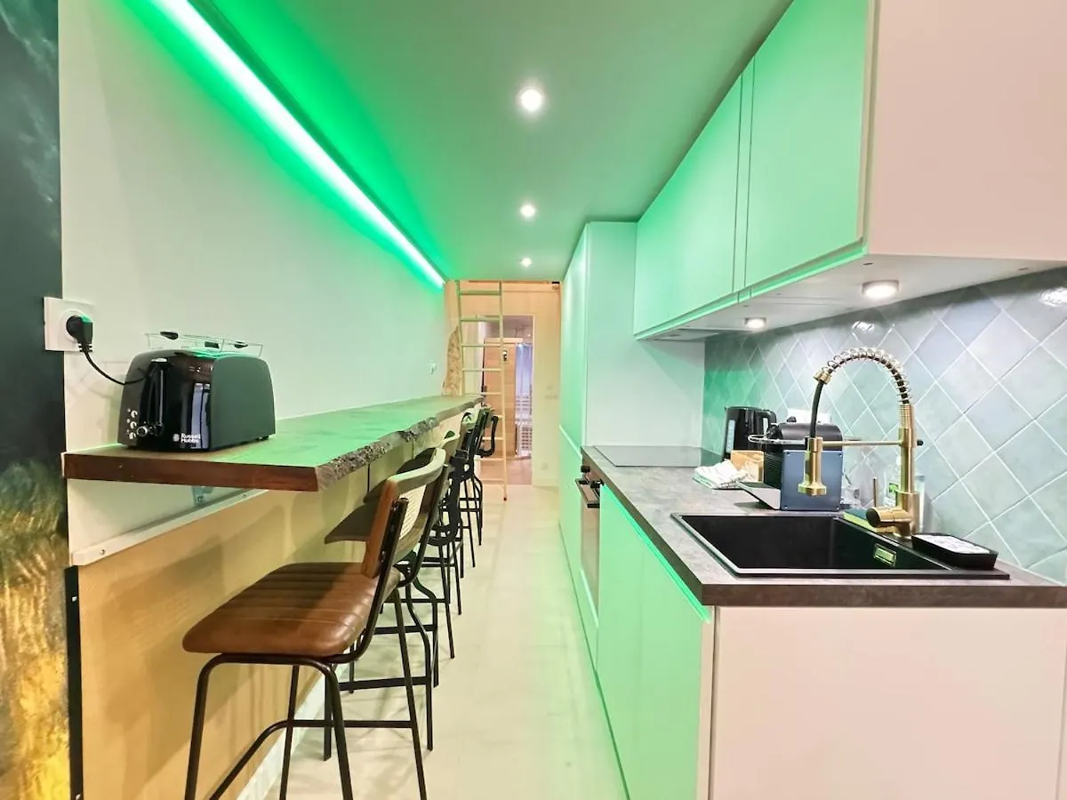 Appartement Impressionnists In Le Marais - Sauna & Ac Parijs